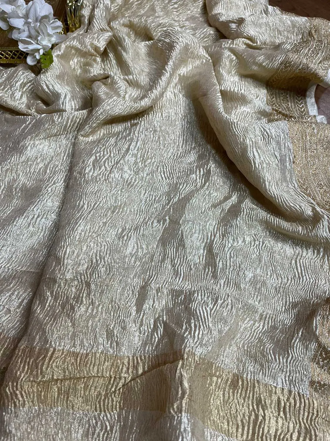 Dyeable Banarasi Handloom Pure Chiffon Crushed Plain Dupatta