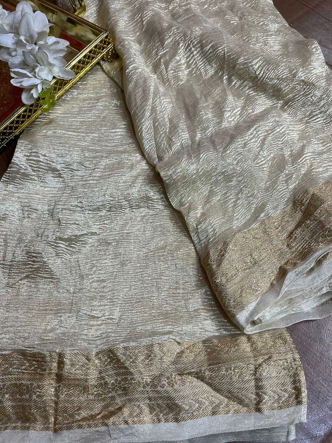Dyeable Banarasi Handloom Pure Chiffon Crushed Plain Dupatta
