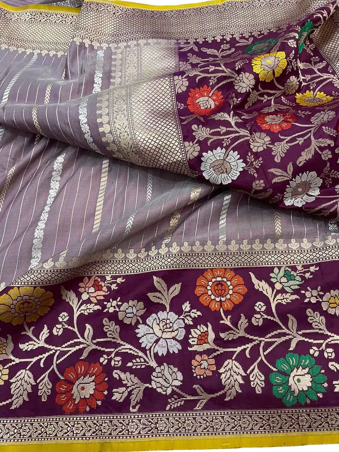 Exquisite Purple Banarasi Handloom Pure Katan Silk Meenakari Saree