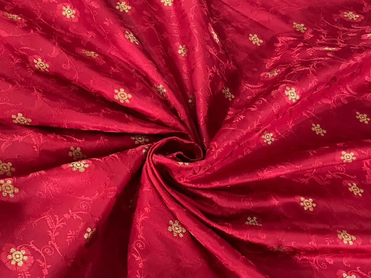 Silk Brocade Fabric metallic gold jacquard  44"wide available in 2 colors red and watermelon red BRO953[3/4]