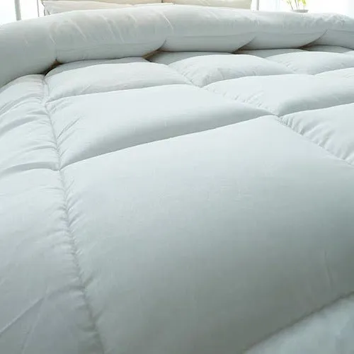 Variance Size Duvet Soft and Comfortable vacuum-packed.