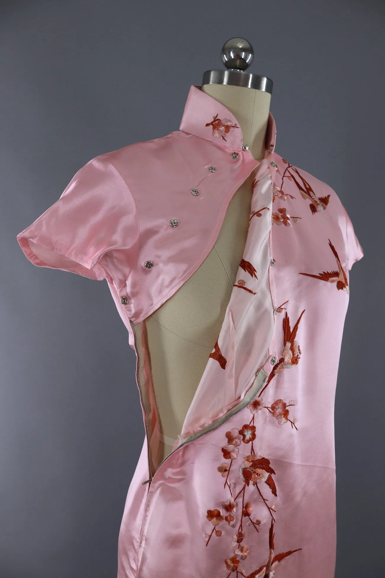 Vintage 1950s Pink Silk Satin Embroidered Qi Pao Mandarin Dress