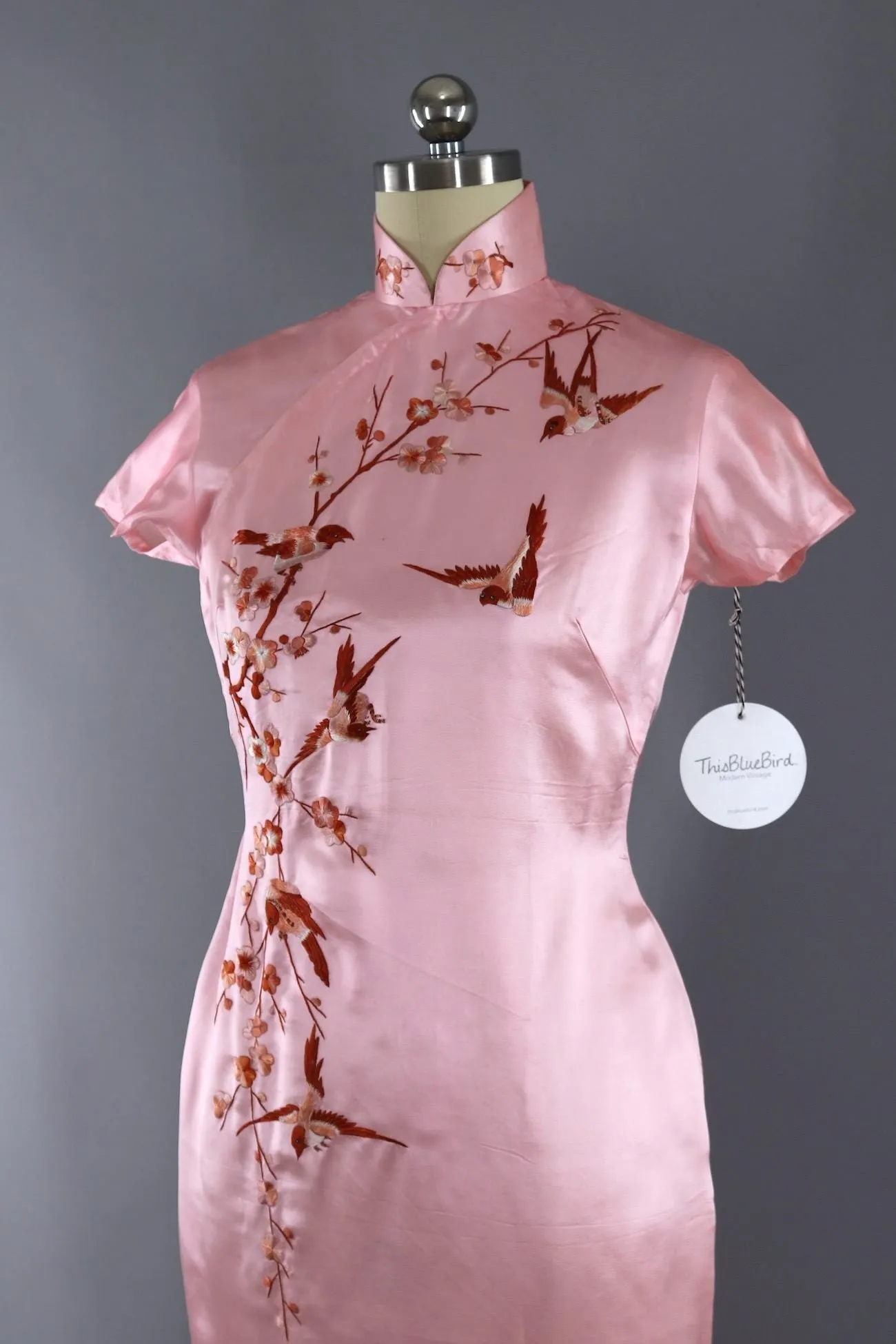 Vintage 1950s Pink Silk Satin Embroidered Qi Pao Mandarin Dress