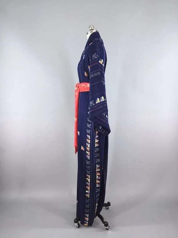Vintage 1960s Vintage Kimono Robe / Mod Navy Blue Floral
